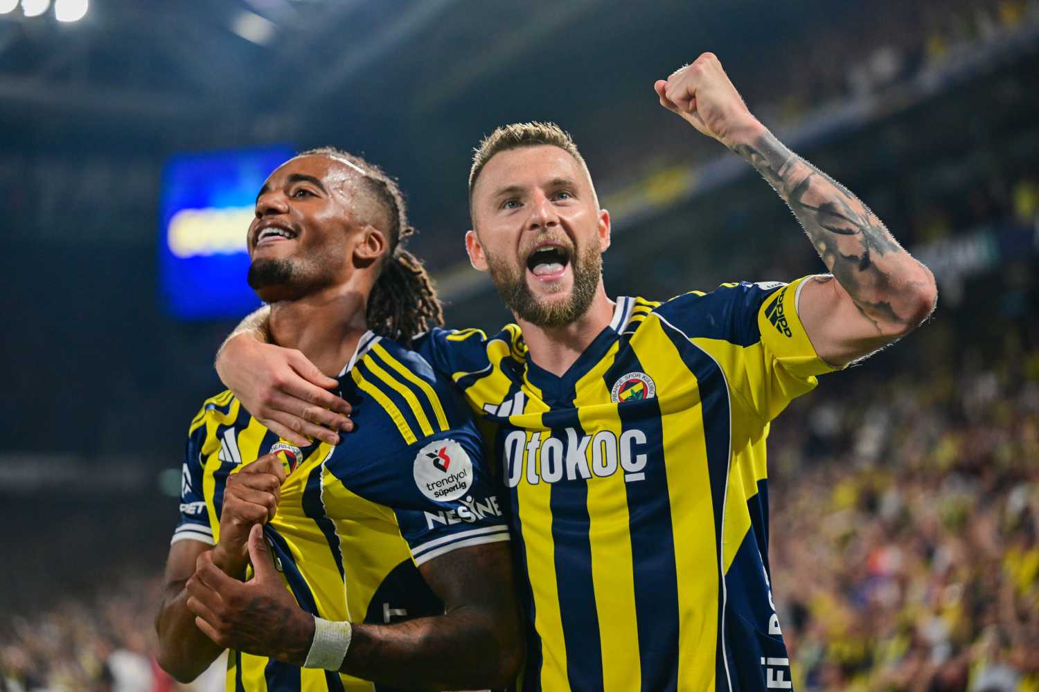 "Yuventus" "Fənərbağça"nın müdafiəçisi ilə maraqlanır