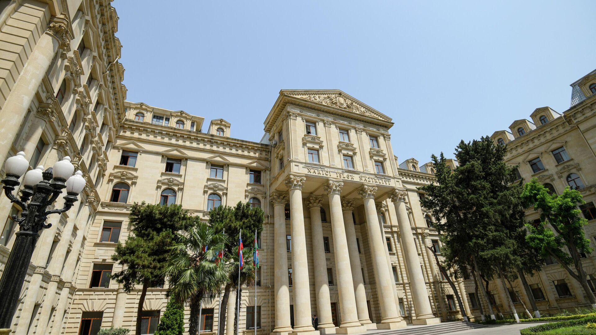 Azərbaycan və Macarıstan arasında siyasi məsləhətləşmələr keçirilib