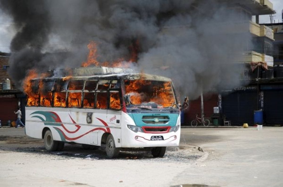 Hindistanda avtobus yanıb, 19 nəfər ölüb