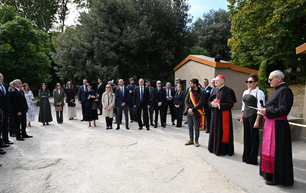 Mehriban Əliyeva Vatikanda Müqəddəs Komodilya katakombalarının bərpası layihəsinin açılışında iştirak edib - Şəkil 3