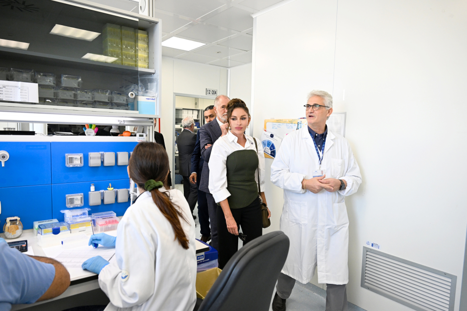 Mehriban Əliyeva Avropanın ən böyük pediatrik “Bambino Gesu” xəstəxanasında olub