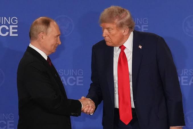 Tramp: Putinlə görüş iki həftə ərzində baş tutacaq 