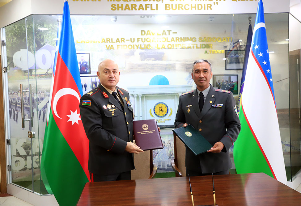 Azərbaycan və Özbəkistan ali hərbi təhsil müəssisələri arasında memorandum imzalanıb - Şəkil 1