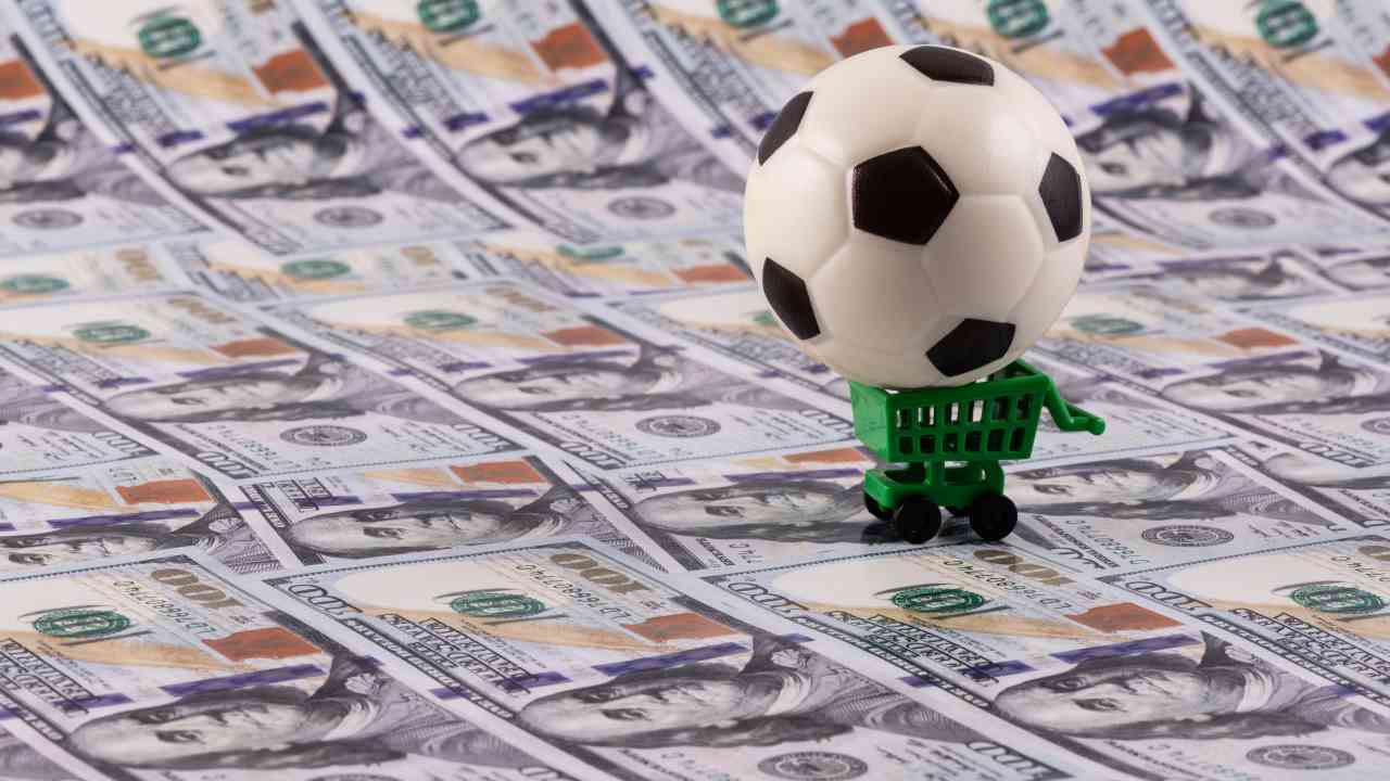 2025-ci ildə ən çox gəlir əldə edən futbolçular - SİYAHI 