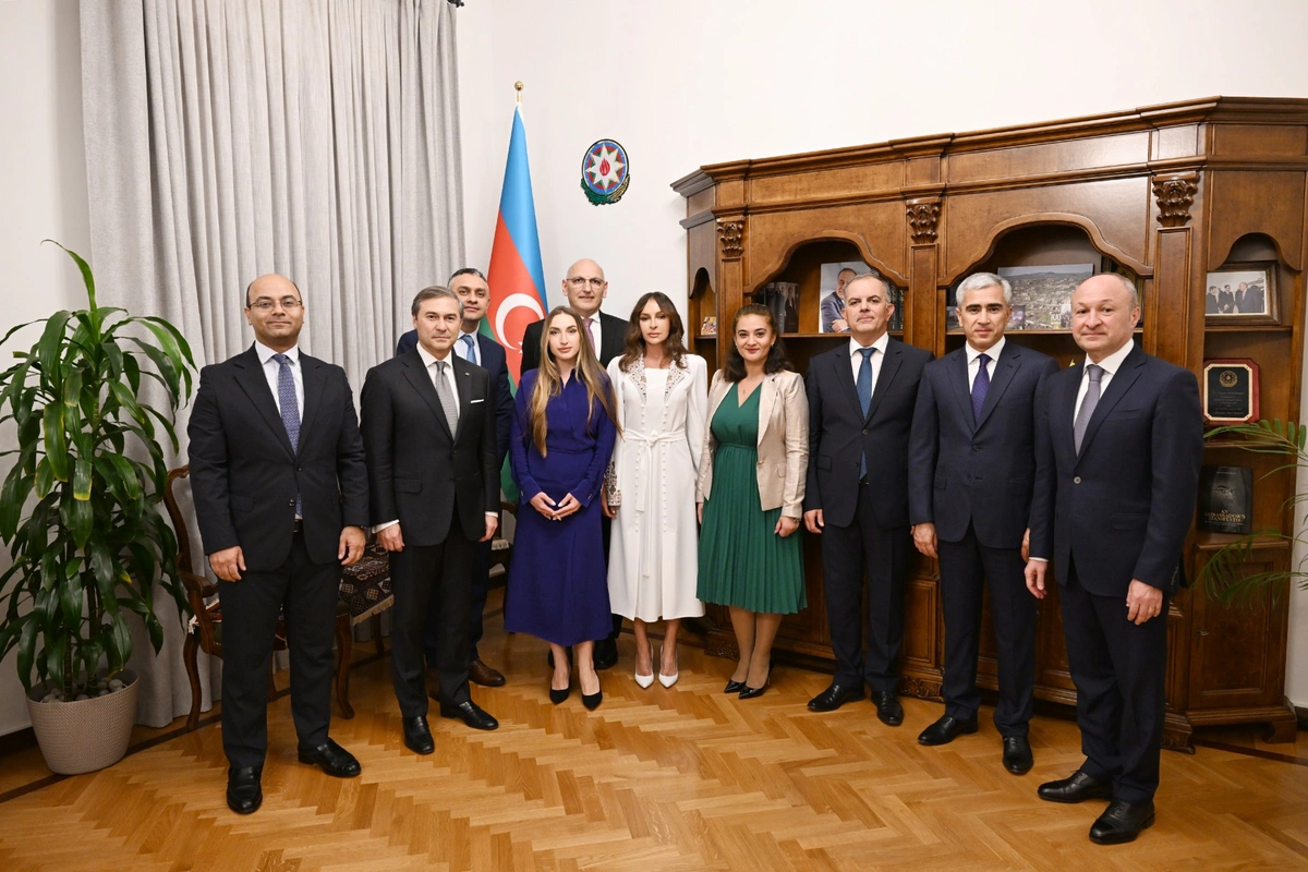 Tacdakı səfirliyinin inzibati ofisi açılıb - FOTOLAR - Şəkil 10