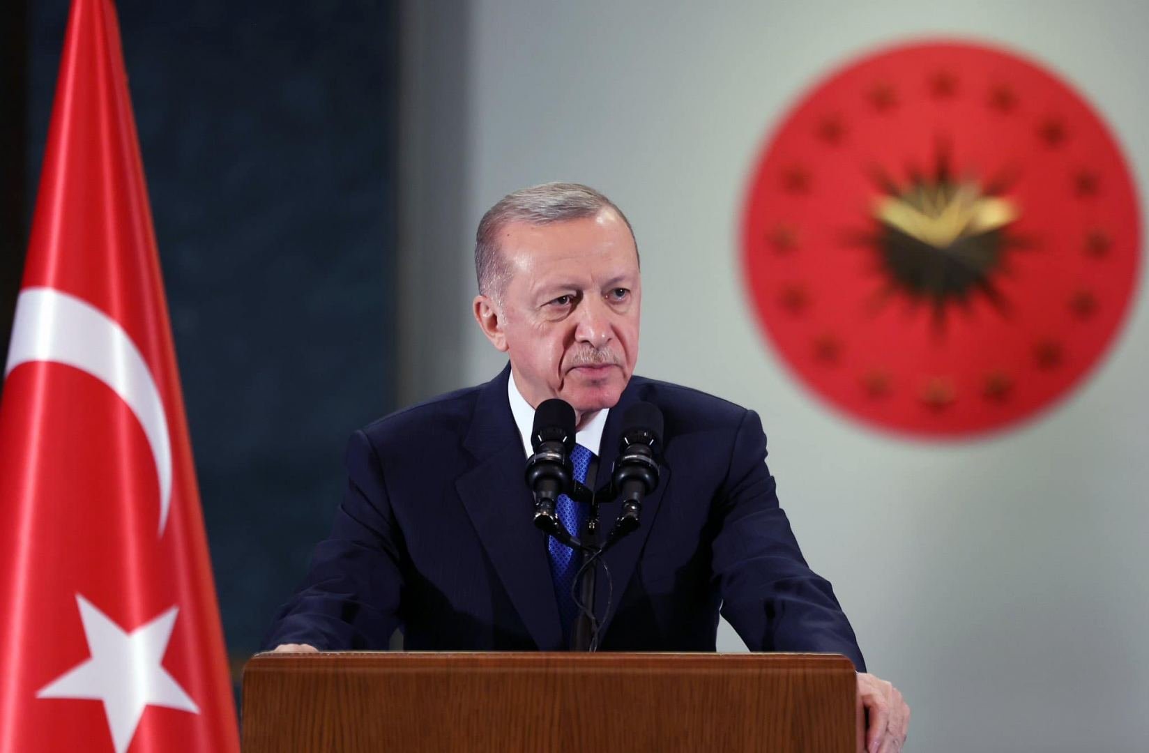 Ərdoğan Tufan Erhürmanı təbrik edib
