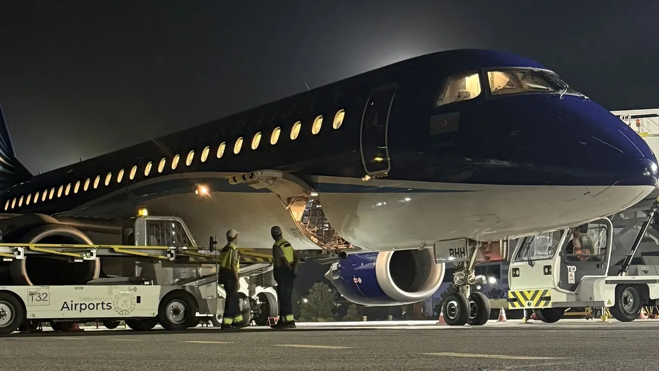 Sankt-Peterburqdan Bakıya uçan AZAL təyyarəsi texniki səbəblərdən Pulkovo hava limanına enib - YENİLƏNİB