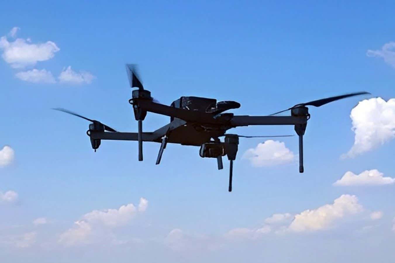 Britaniyada hərbi bazaları təhdid edən dronların vurulmasına icazə veriləcək