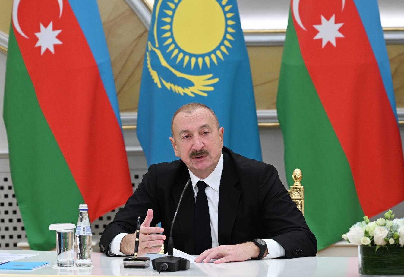 Azərbaycan və Qazaxıstan prezidentləri mətbuata bəyanatlarla çıxış ediblər - Şəkil 3