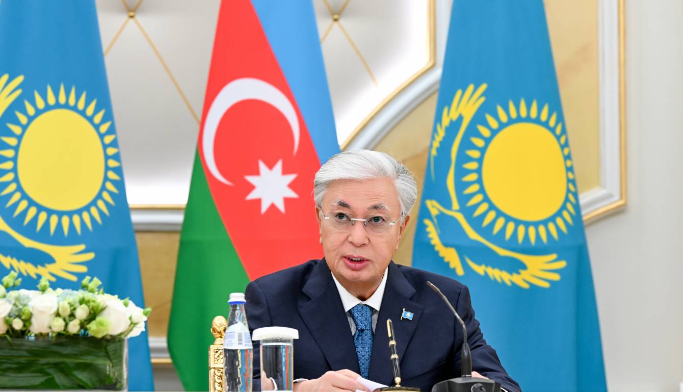 Azərbaycan və Qazaxıstan prezidentləri mətbuata bəyanatlarla çıxış ediblər - Şəkil 6