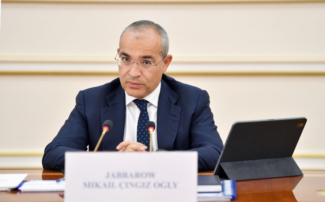 Mikayıl Cabbarov dünya çempionatında uğurlu çıxış edən Azərbaycan güləşçilərini təbrik edib