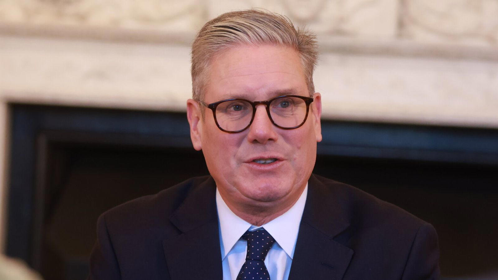 Keir Starmer: İngiltərə Rusiyaya ziyan vurmaq üçün Ukraynaya silah tədarükünü artırır