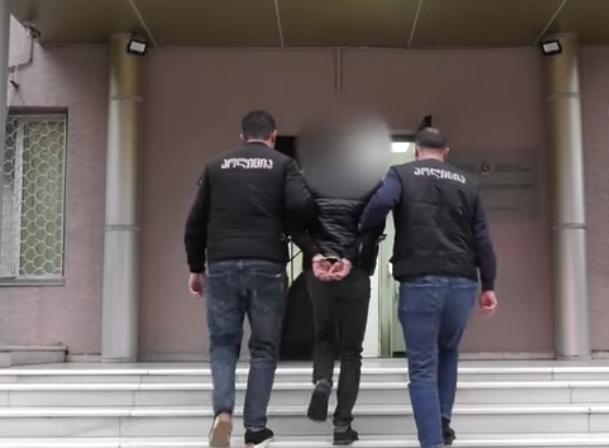 İnterpol tərəfindən axtarılan üç Türkiyə vətəndaşı Gürcüstanda saxlanılıb