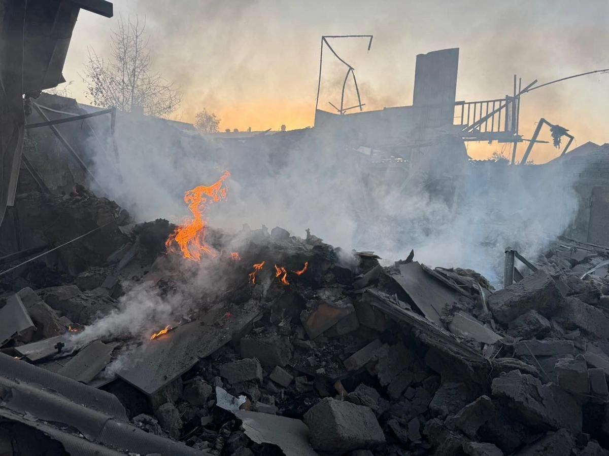 Rusiya Donetskə zərbələr endirib