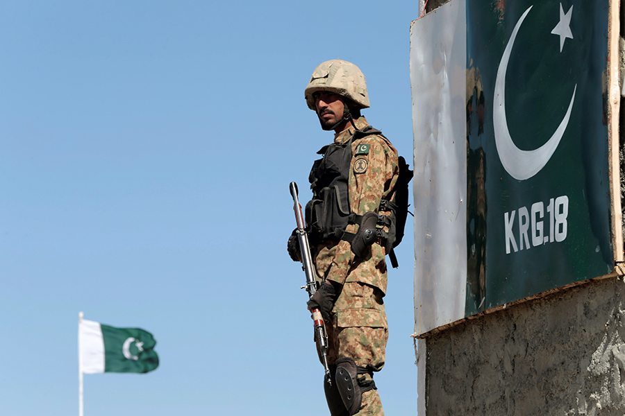 Pakistan-Əfqanıstan sərhədində silahlı toqquşma olub