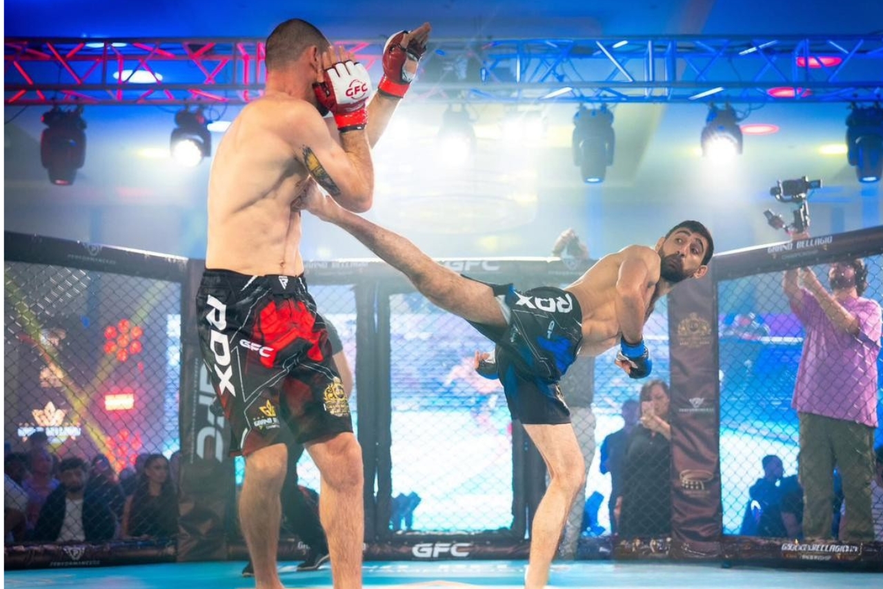 Alim Nəbiyev MMA-də növbəti qələbəsini qazanıb, rəqibini 1-ci raundda nakaut edib - Şəkil 1
