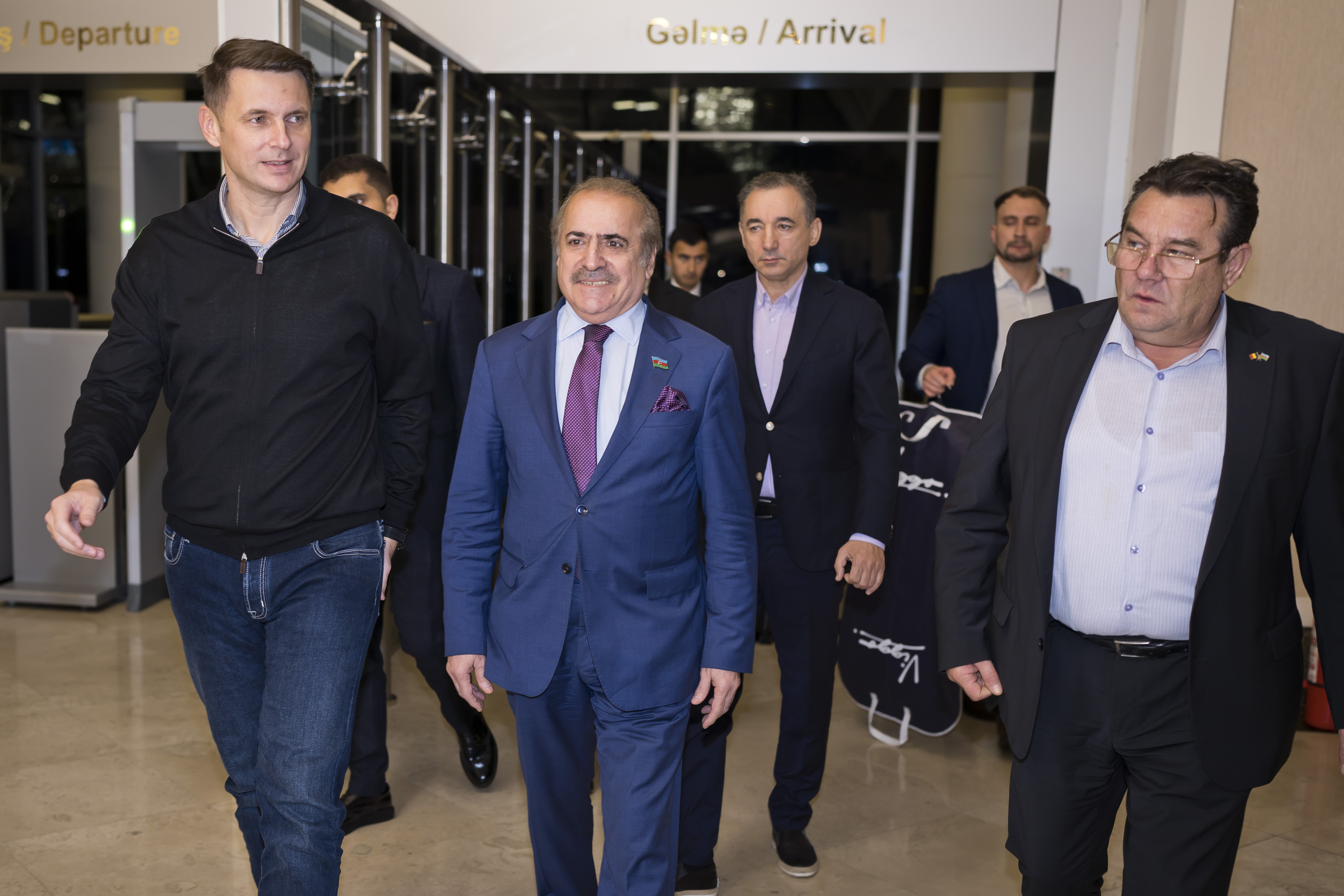 Rumıniya Parlamenti Senatının sədri Azərbaycana səfərə gəlib - Şəkil 2