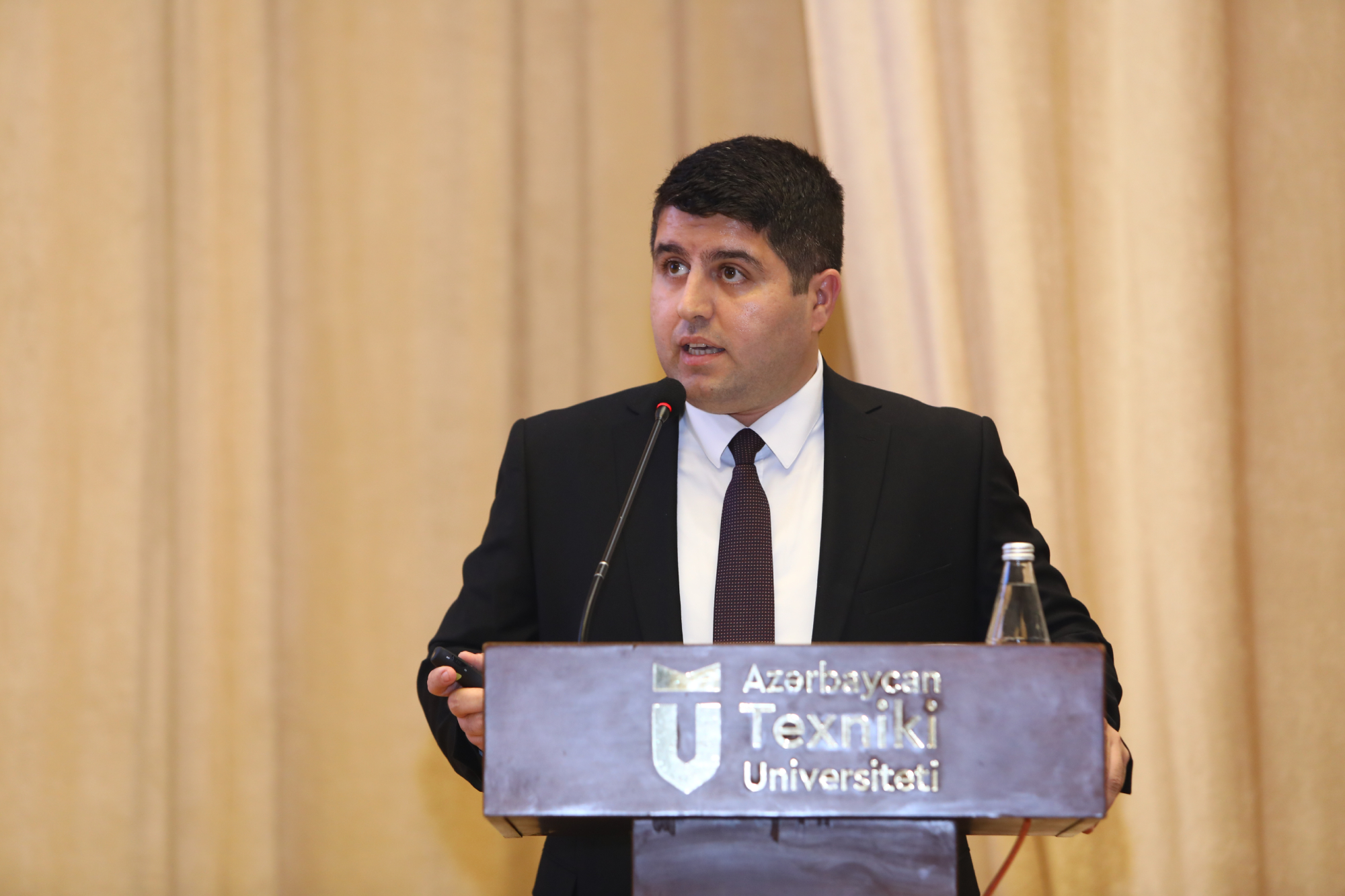 “Ali təhsil müəssisələrinə tələbə qəbulu: təhlil və proqnozlaşdırma” mövzusunda müzakirələr keçirilib - Şəkil 9