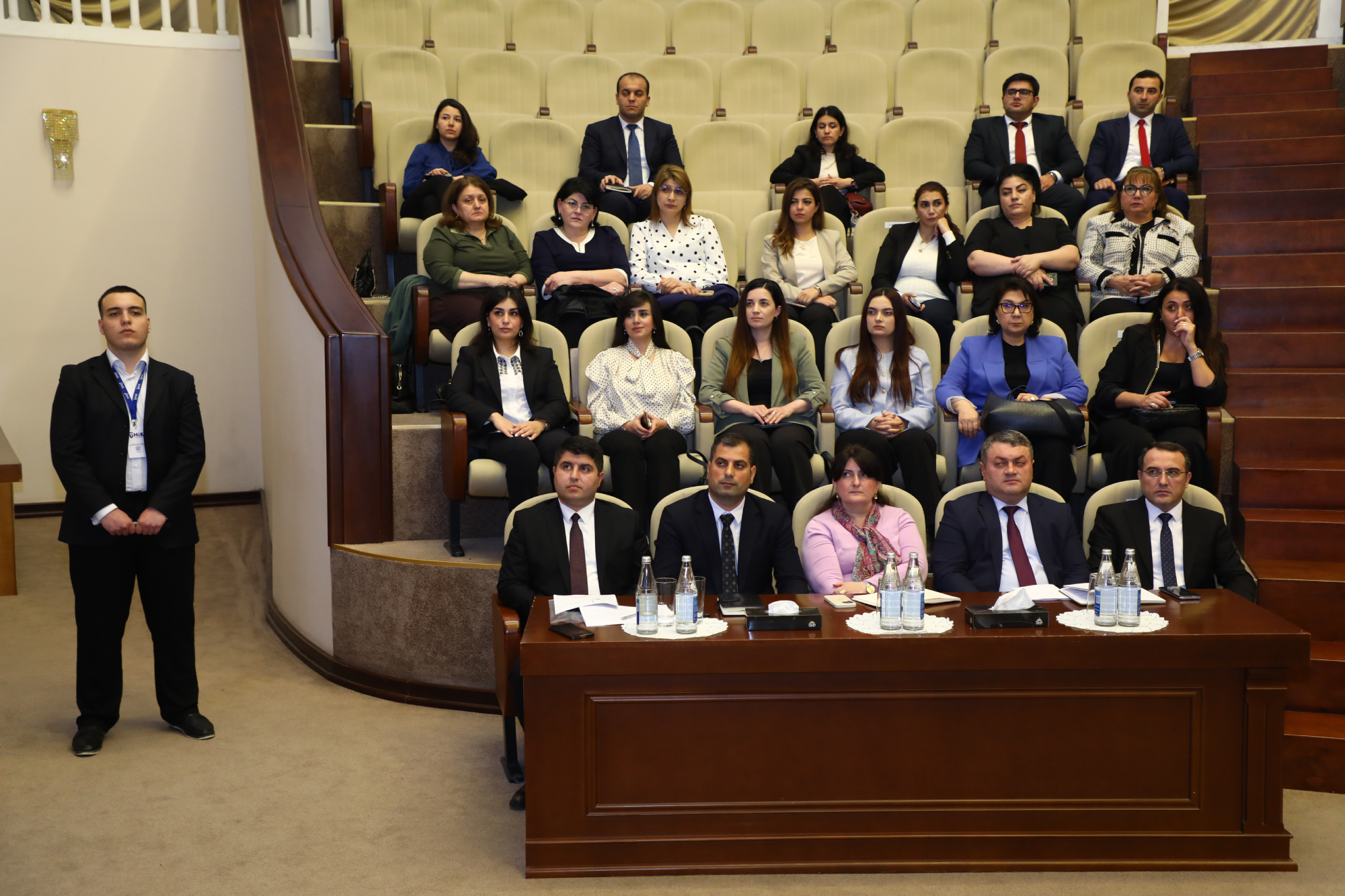 “Ali təhsil müəssisələrinə tələbə qəbulu: təhlil və proqnozlaşdırma” mövzusunda müzakirələr keçirilib - Şəkil 10