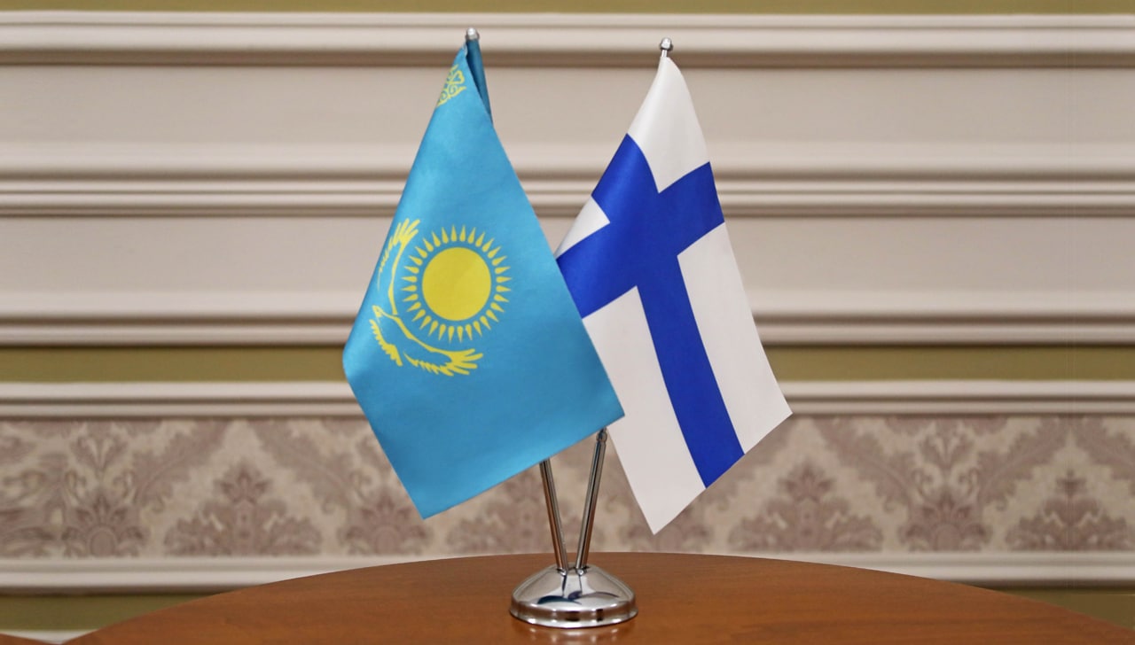 Finlandiya və Qazaxıstan prezidentləri görüşüb