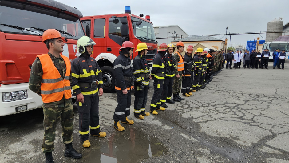 FHN “Qafqaz Konserv Zavodu” MMC-də taktiki-xüsusi təlim keçirib - Şəkil 6