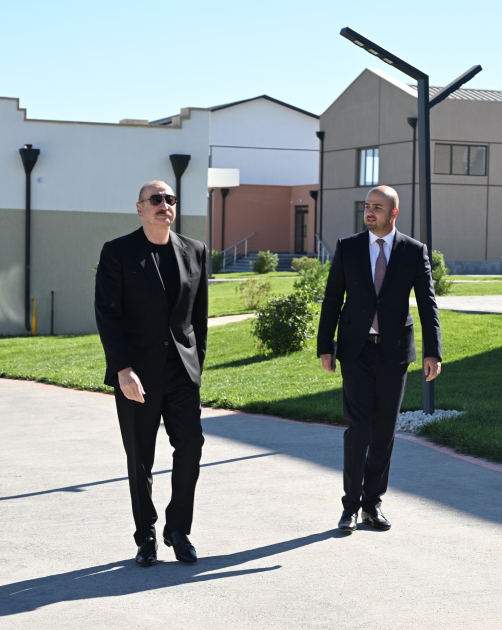 İlham Əliyev Cəbrayıl rayonunun Horovlu kəndinin birinci mərhələsinin açılışında iştirak edib - Şəkil 13