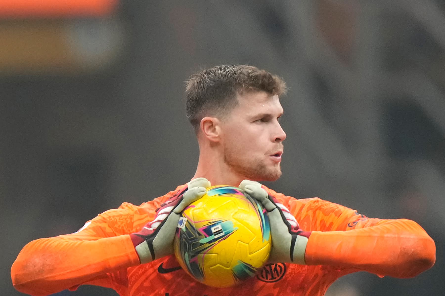 "İnter"in qapıçısı maşınla adam öldürdü 