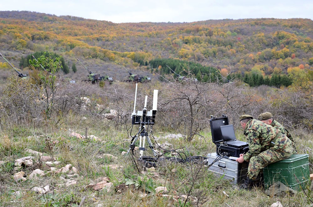Azərbaycan və Serbiya artilleriyaçılarının birgə taktiki təlimi keçirilib - Şəkil 3