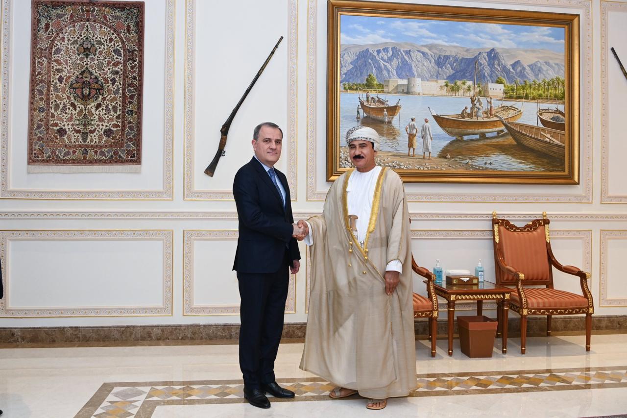 Azərbaycan və Oman arasında ikitərəfli əməkdaşlıq məsələləri müzakirə edilib - Şəkil 1