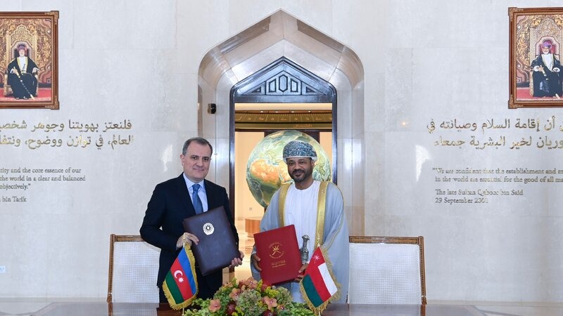 Azərbaycanla Oman diplomatik və xidməti pasport sahibləri üçün vizanı ləğv edir