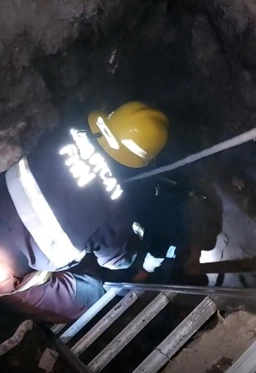 Gədəbəydə quyuya düşən şəxs  xilas edilib - Şəkil 2