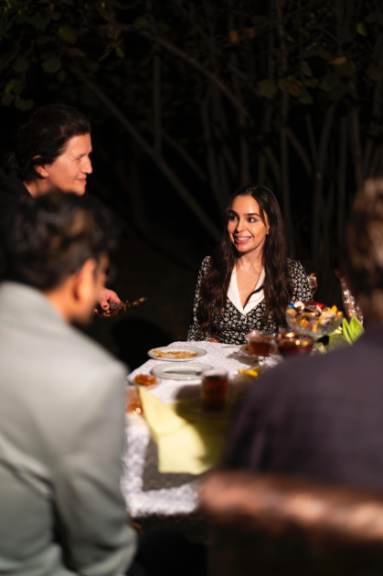 Leyla Əliyeva Qəbələdə “Gənc arıçı” layihəsinin iştirakçısı ilə görüşüb - Şəkil 9