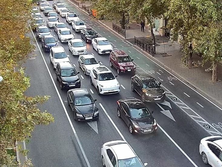 Bakıda hazırda sıxlıq müşahidə olunan yollar açıqlanıb
