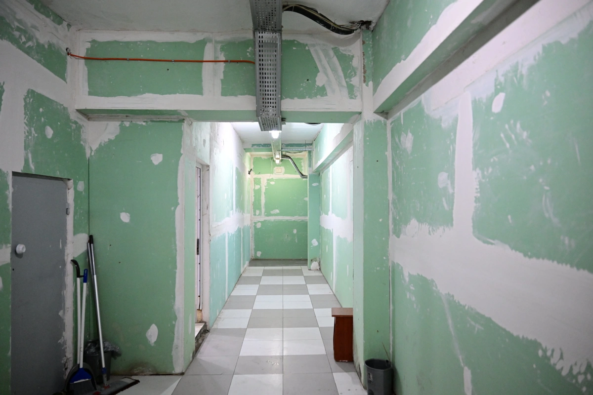 "Moskva" univermağının binasında qanunsuz təmir işləri aparılıb - Şəkil 2