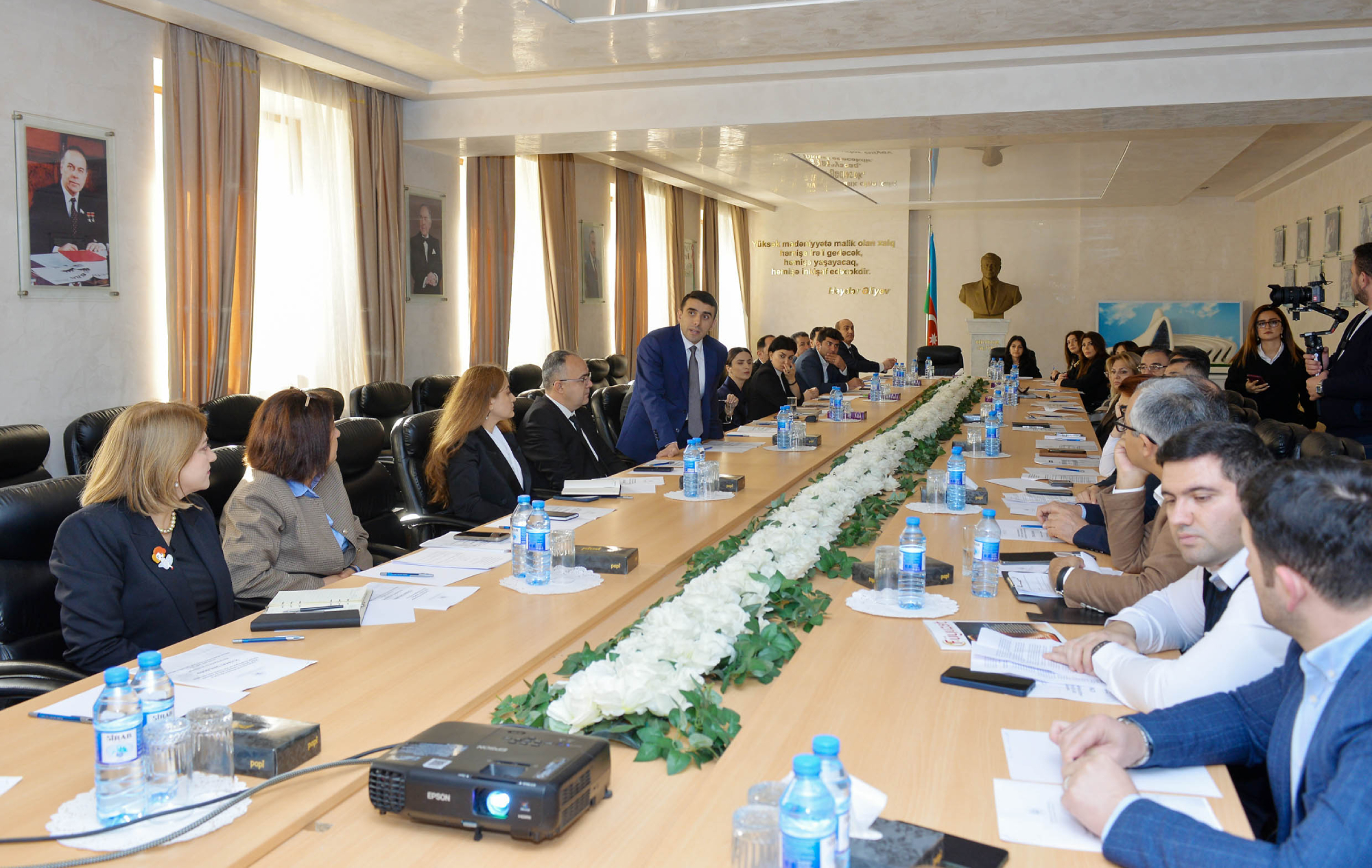 Məktəbəqədər və ümumi təhsil üzrə ictimai dinləmə keçirilib - Şəkil 1