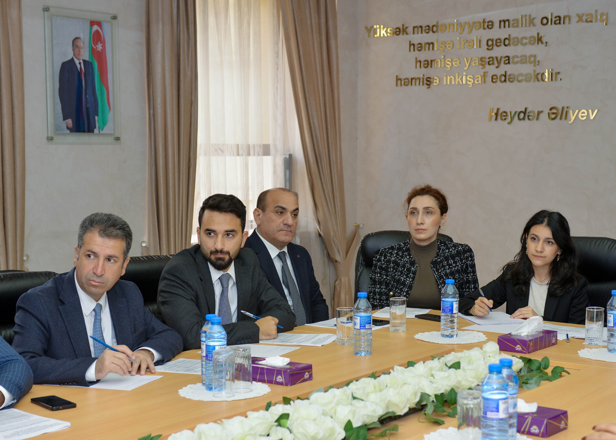 Məktəbəqədər və ümumi təhsil üzrə ictimai dinləmə keçirilib - Şəkil 13