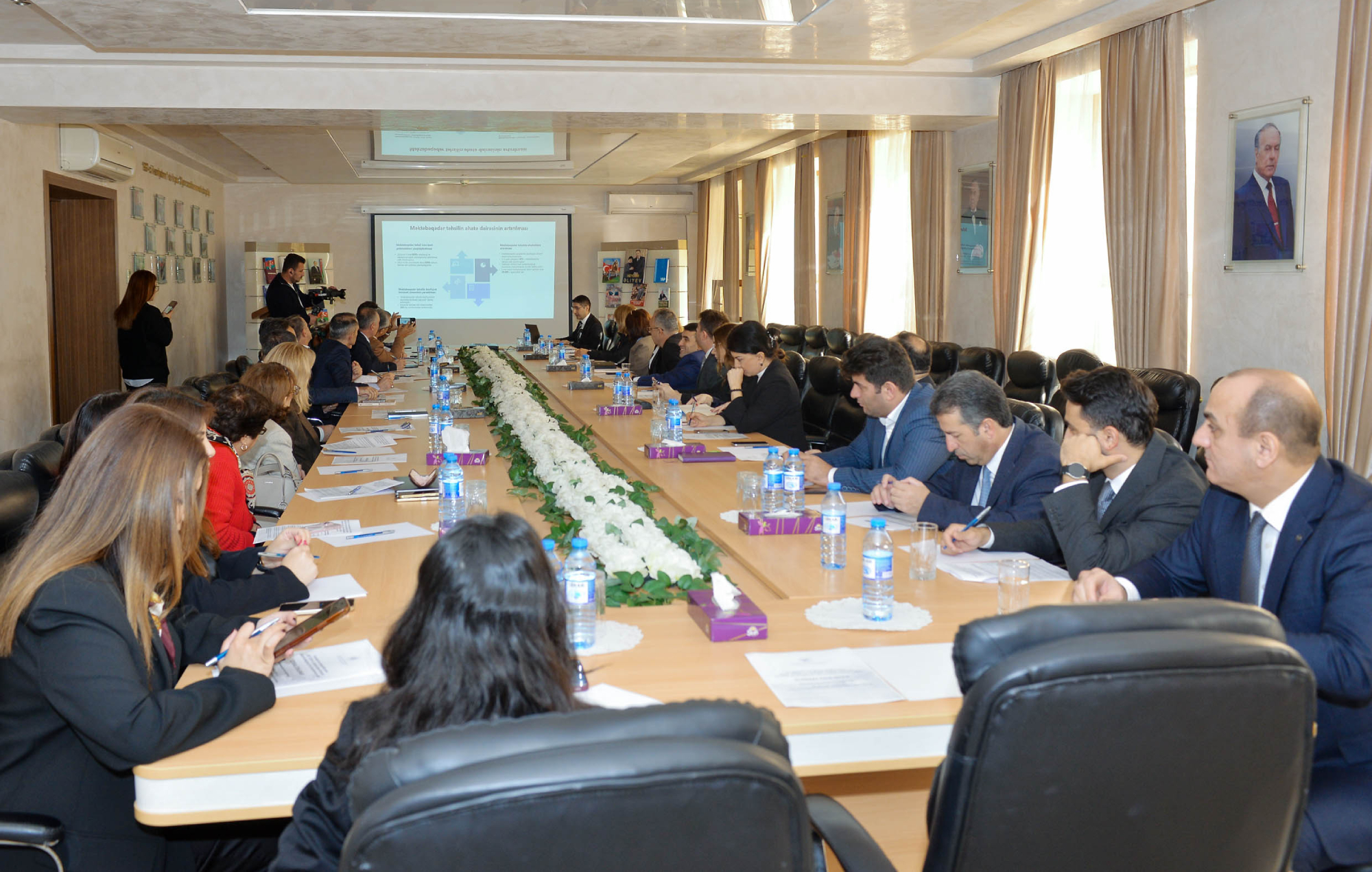 Məktəbəqədər və ümumi təhsil üzrə ictimai dinləmə keçirilib - Şəkil 16