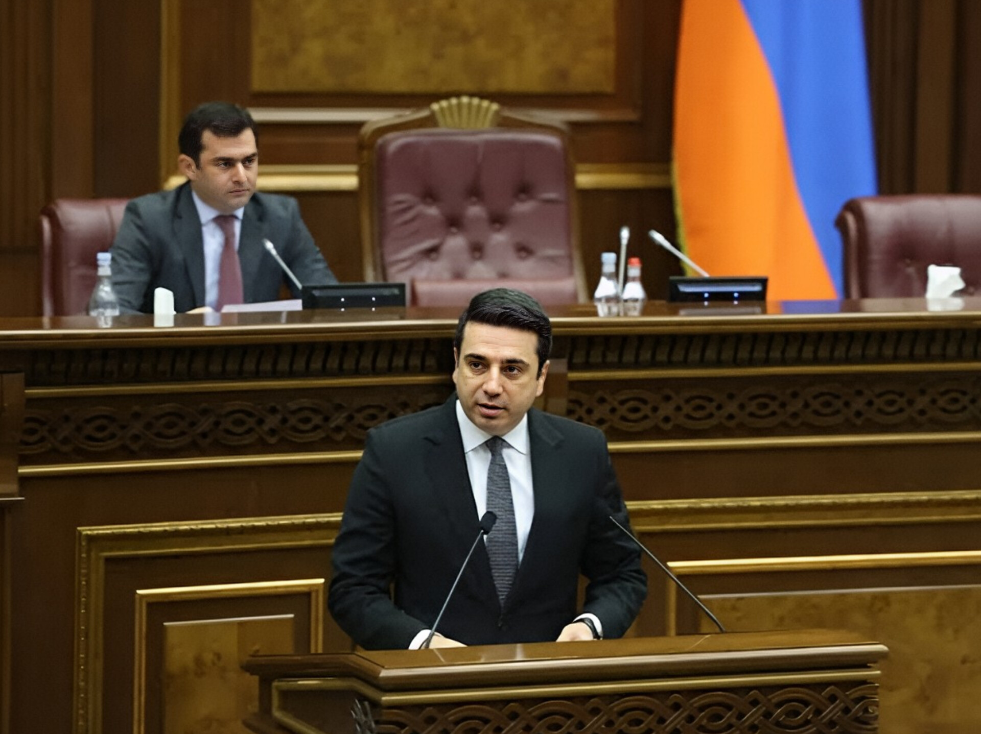 Alen Simonyan: Azərbaycan və Ermənistan nümayəndə heyətlərinin qarşılıqlı səfərləri davam edəcək