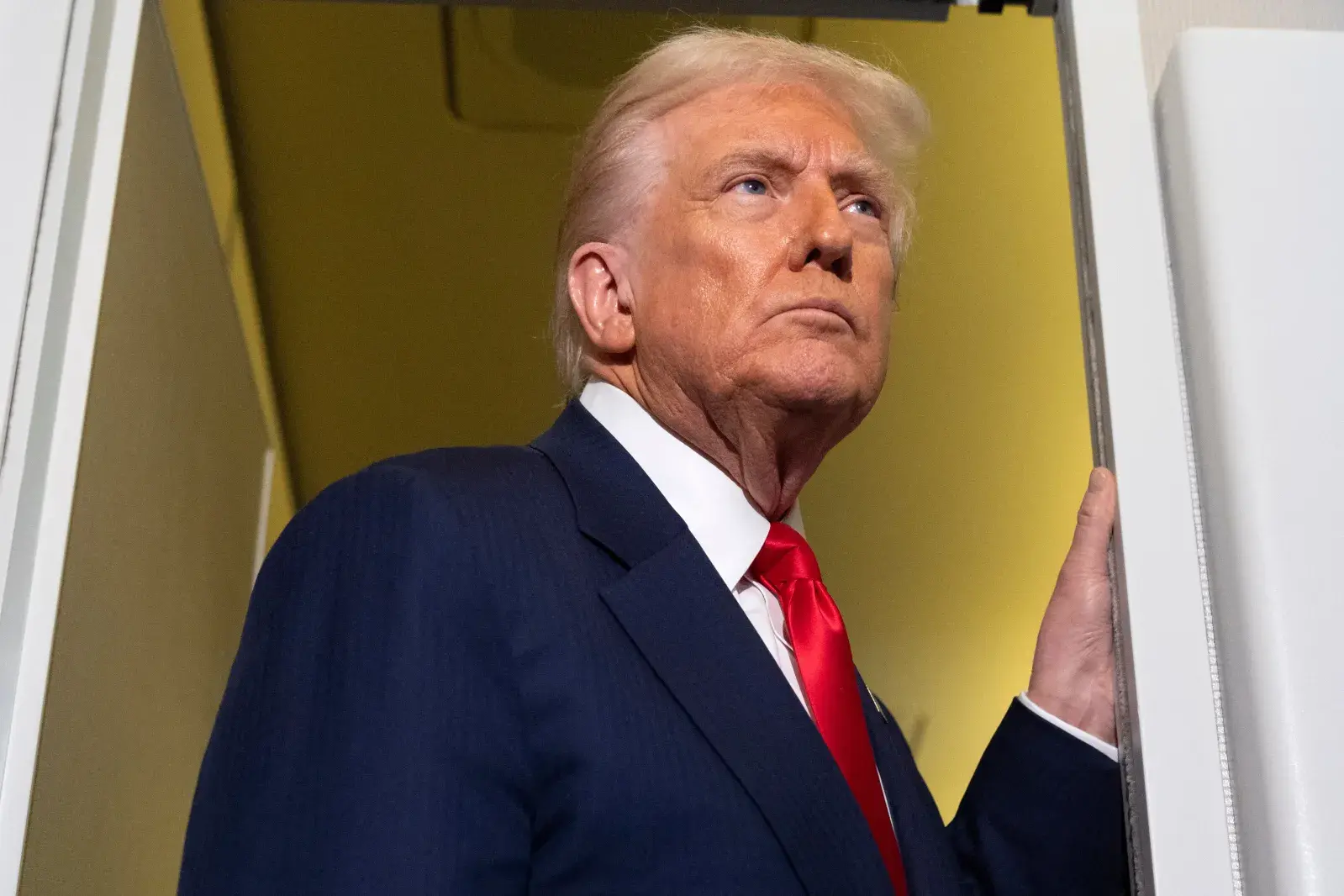 KİV: ABŞ Venesuelaya zərbə vurmaq üçün hədəfləri seçib