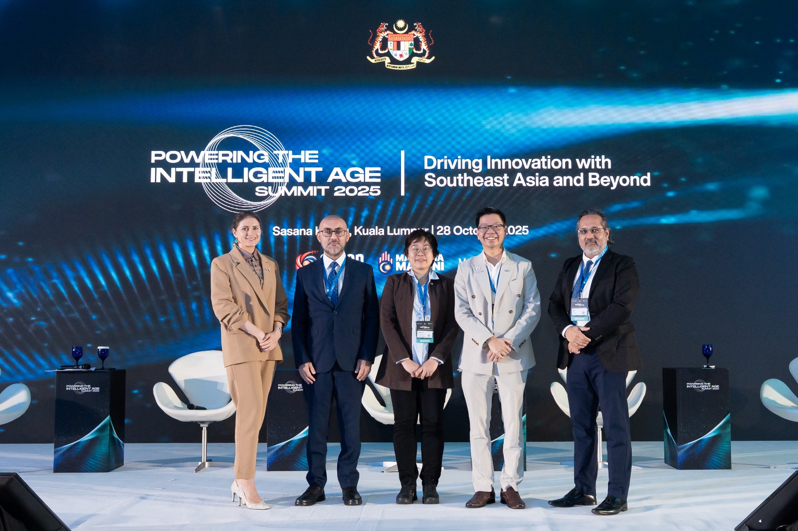 4SİM-in nümayəndə heyəti Malayziyada Dünya İqtisadi Forumunun regional tədbirində iştirak edib