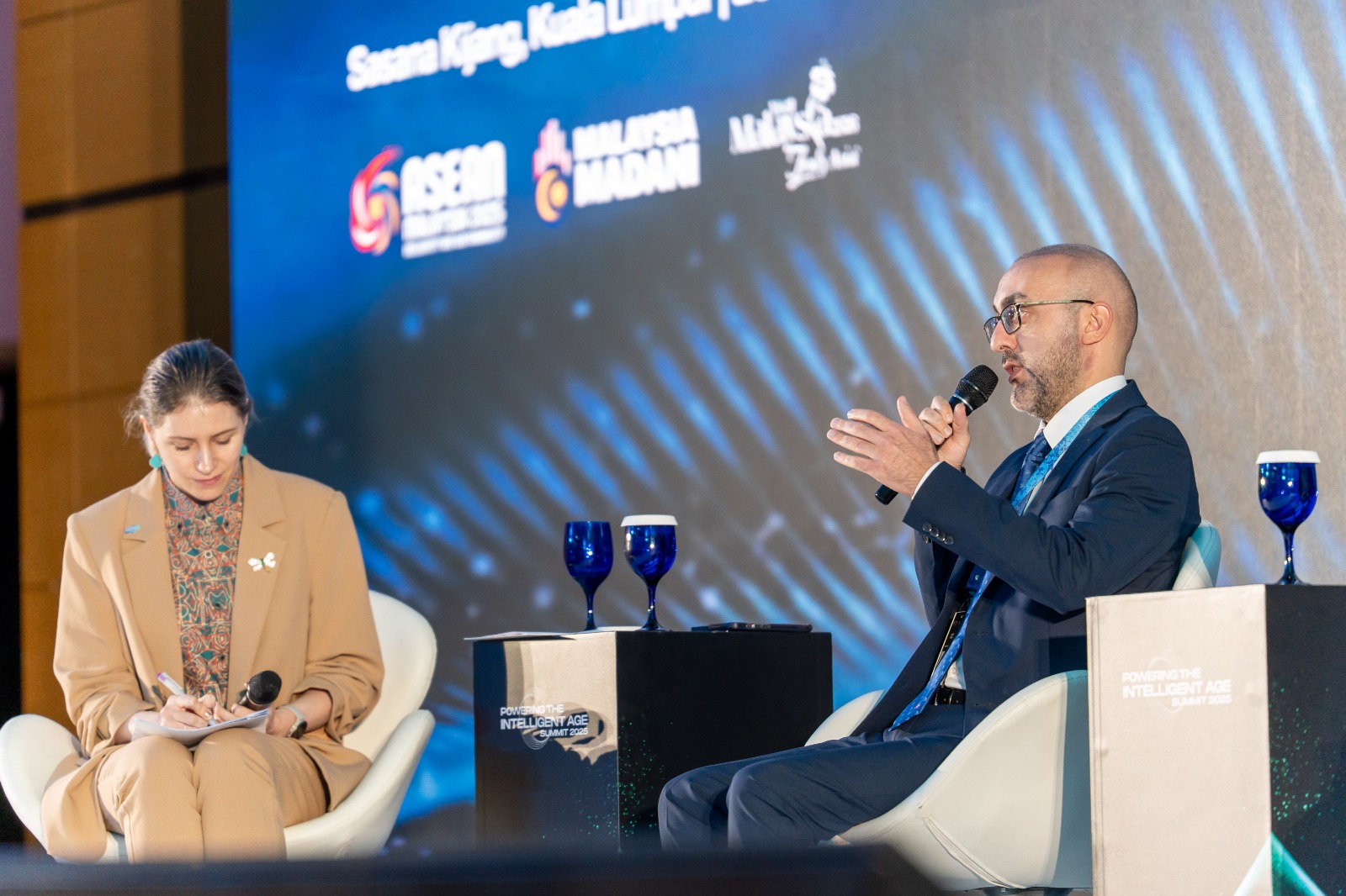 4SİM-in nümayəndə heyəti Malayziyada Dünya İqtisadi Forumunun regional tədbirində iştirak edib - Şəkil 2