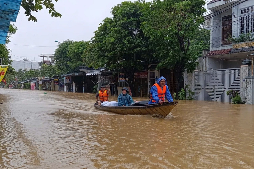 Vyetnamda daşqınlar 28 nəfərin həyatına son qoyub