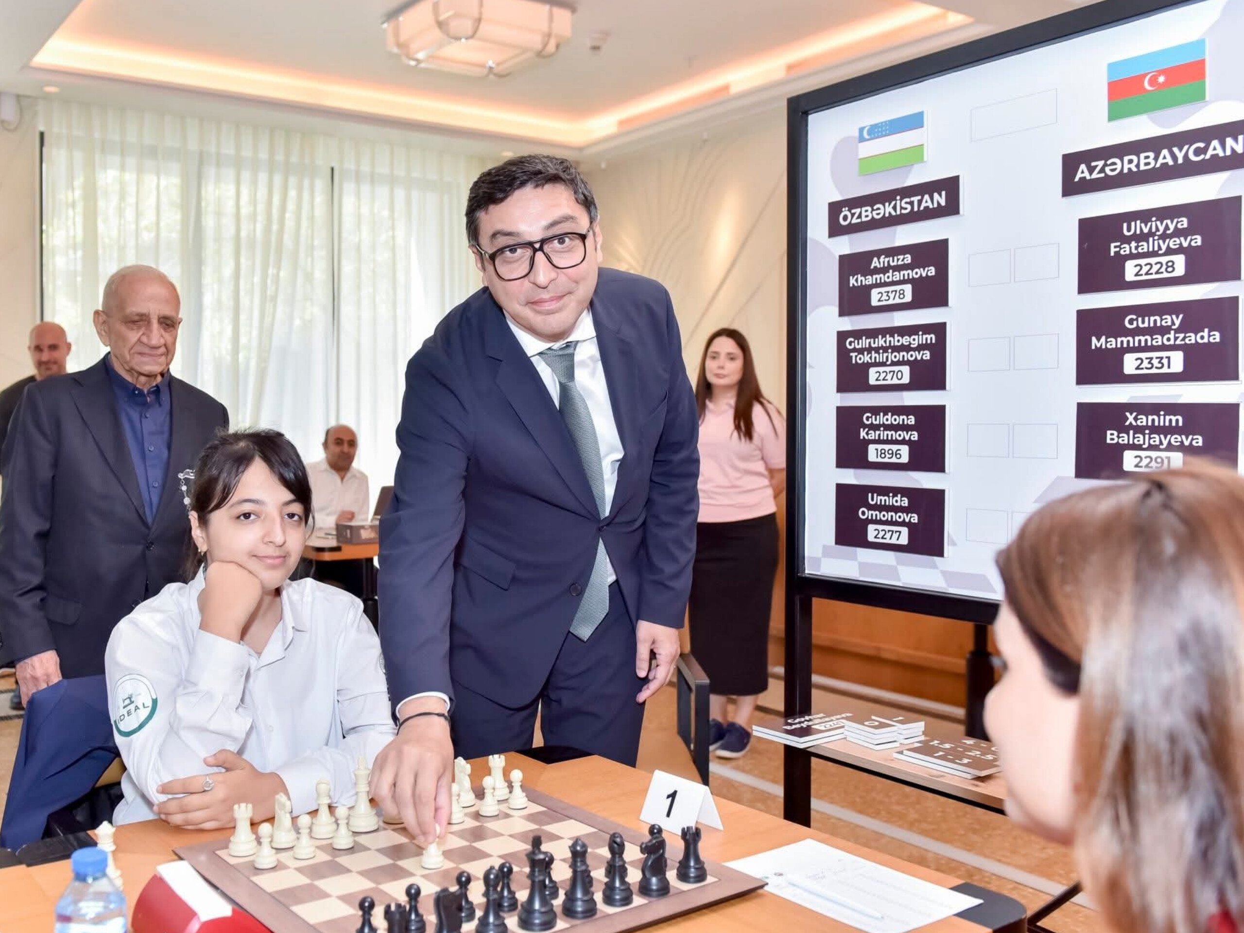 Bakıda qadın şahmatçılar arasında dünya çempionatına vəsiqə uğrunda seçmə matça start verilib