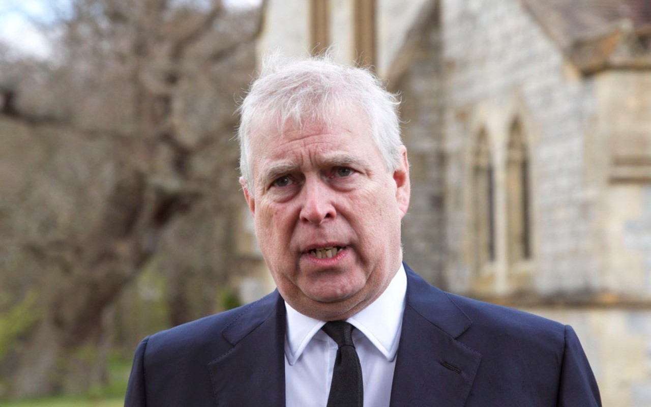 Keçmiş Britaniya şahzadəsi son hərbi rütbəsindən məhrum ediləcək