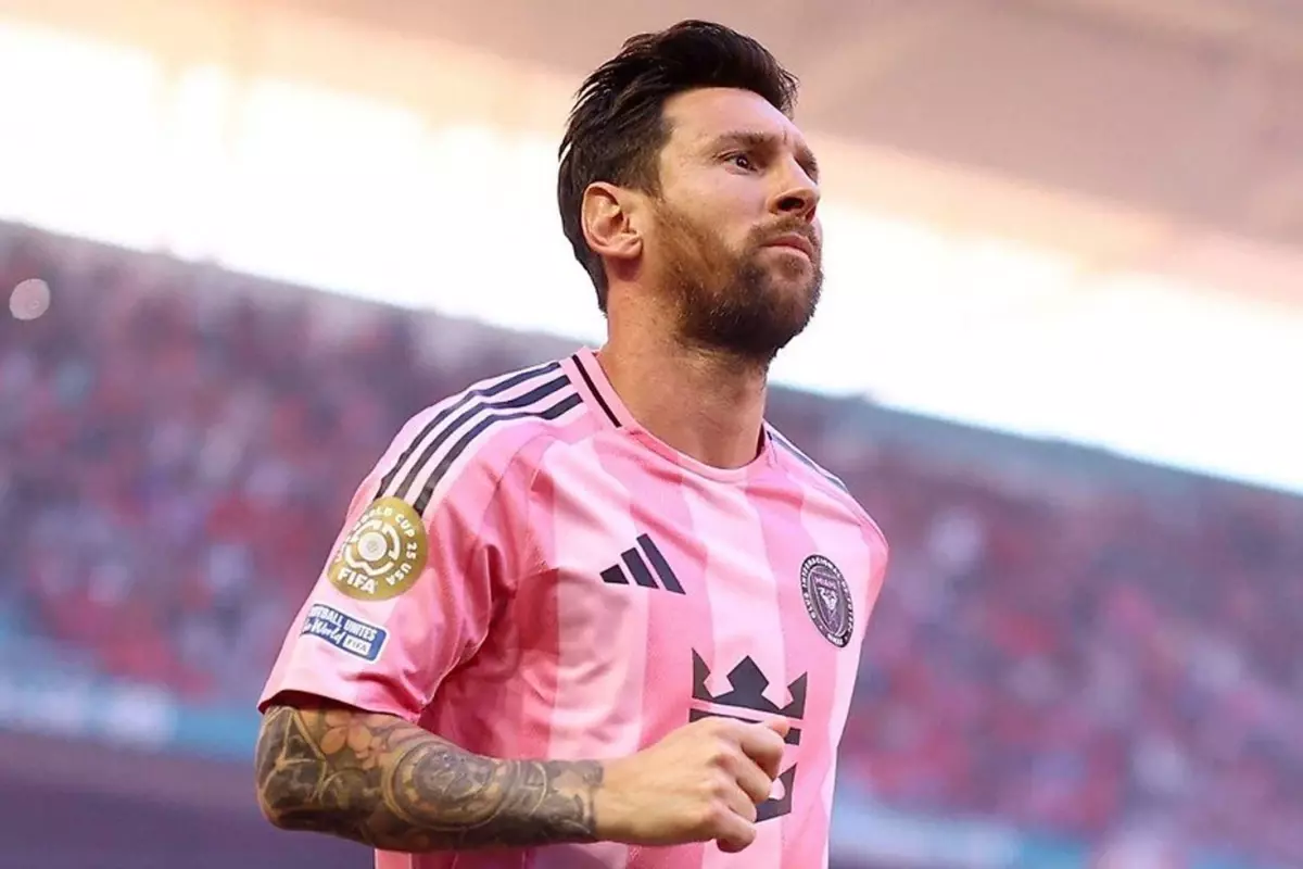 Messi 2026-cı il dünya çempionatında oynamaq istədiyini bildirib