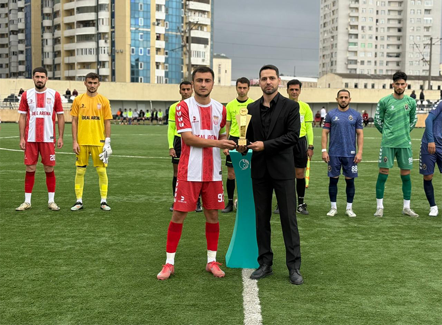 PFL sentyabrın ən gözəl qolunun müəllifini mükafatlandırdı