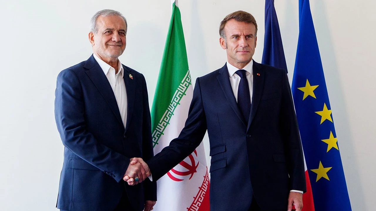 Pezeşkian və Makron arasında telefon danışığı olub