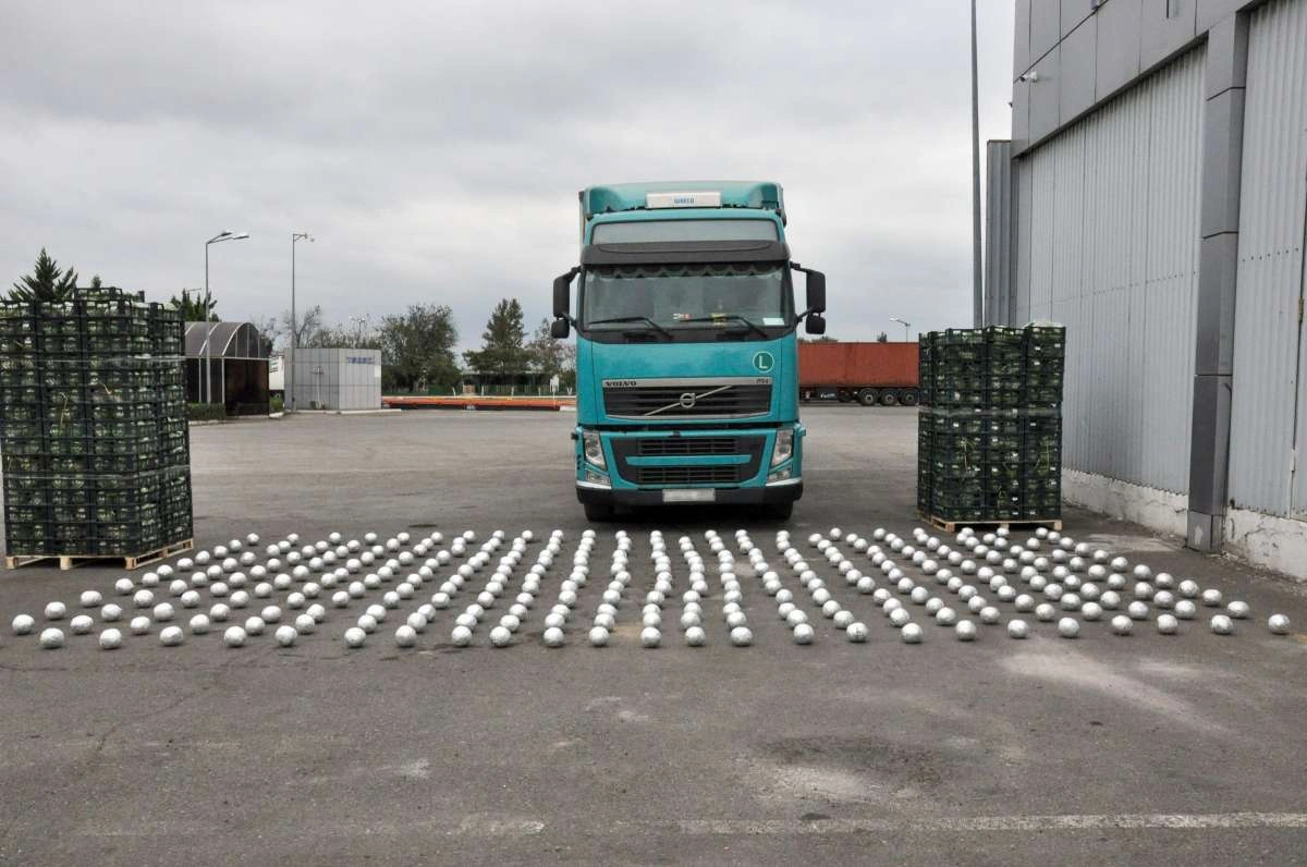 97 kiloqramdan artıq narkotikin keçirilməsinin qarşısı alınıb