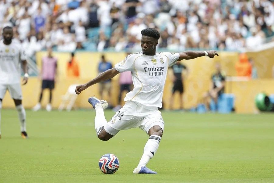 "Real Madrid"in fransız futbolçusu zədələndi