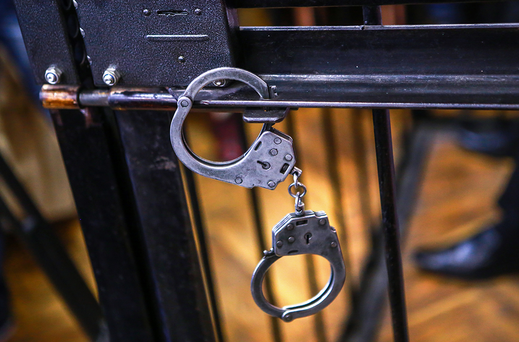 Nərimanovda 2200 manat dəyərində qol saatı oğurlayan şəxslər saxlanılıb